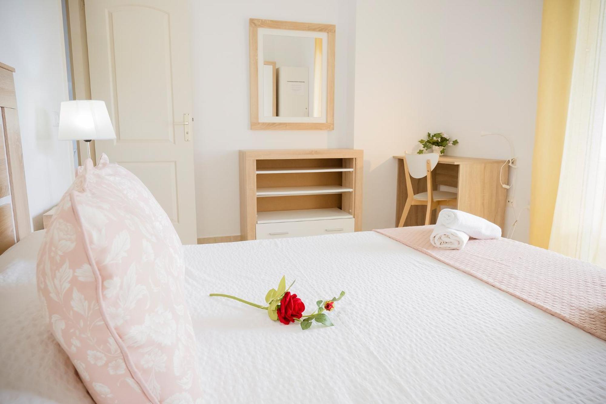 Estella By Vive La Exclusividad ปูแอร์ติโต เด กวีมาร์ ภายนอก รูปภาพ